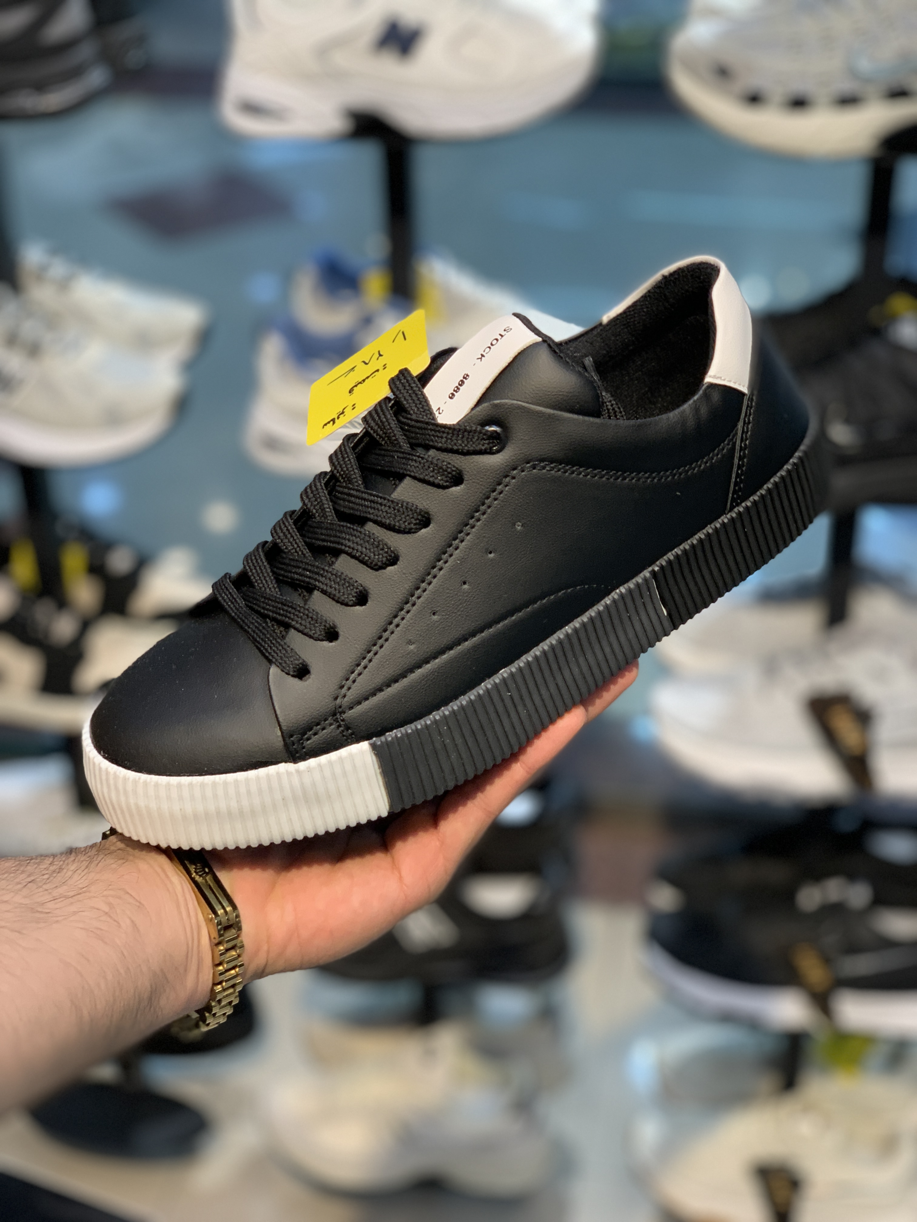 ونس مردانه مشکی رویه چرم صنعتی